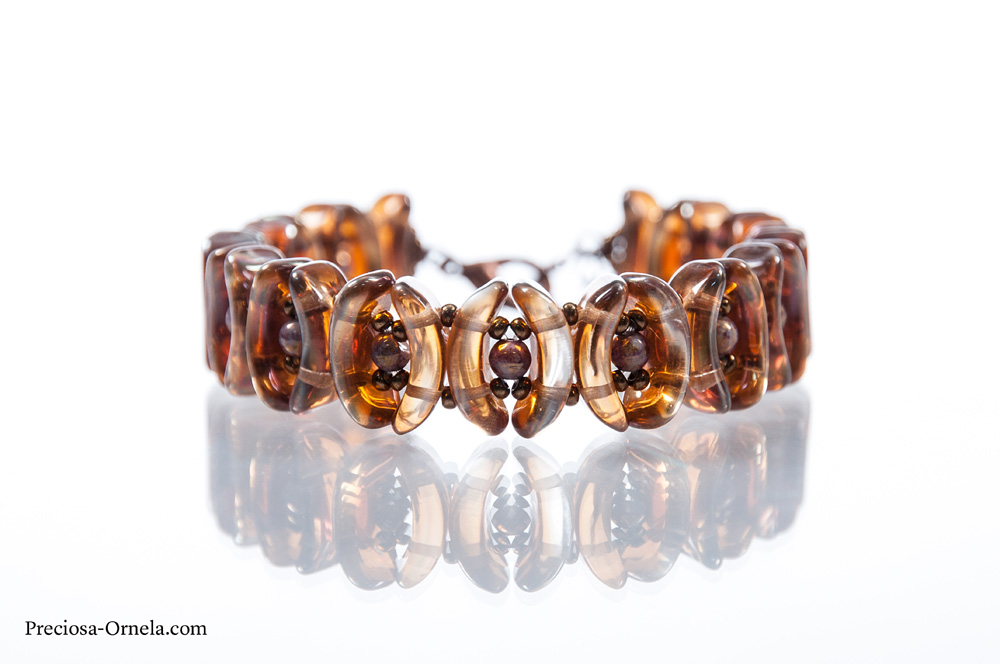 New 2-hole beads from Preciosa Ornela