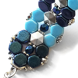 2-hole honeycomb beads